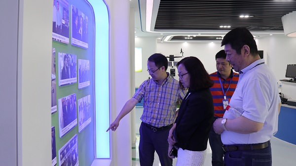 农业农村部对外经济合作中心领导莅临成人抖音视频调研 农业农村部对外经济合作中心领导莅临成人抖音视频调研