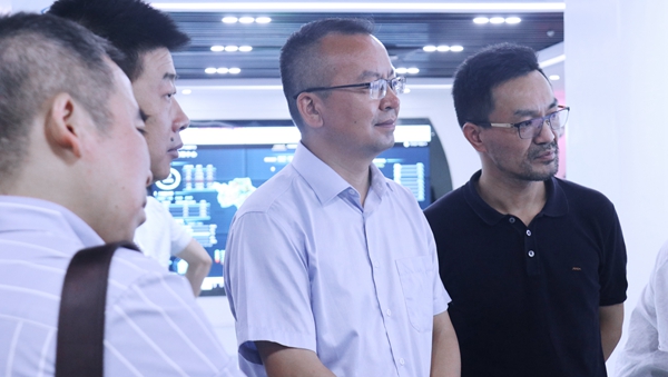 杭州市科技局局长赵喜凯一行莅临成人抖音视频考察调研2 杭州市科技局局长赵喜凯一行莅临成人抖音视频考察调研2