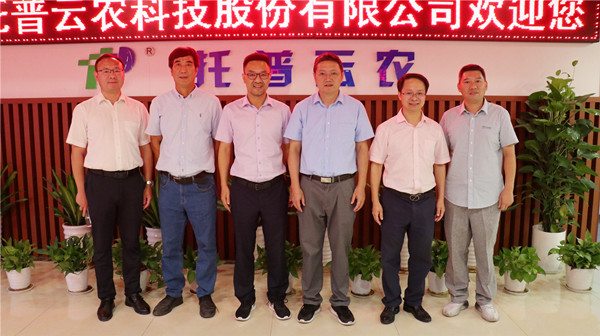 王建军一行赴成人抖音视频参观考察 王建军一行赴成人抖音视频参观考察